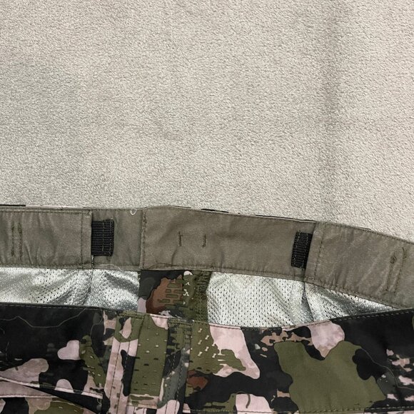 Huk Shorts Performance Fishing Camo Low Country Green Mens XL Elastic Waist - Picture 7 of 11
